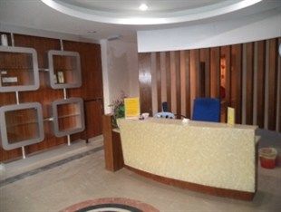 New Wave Vines Hotel Seri Kembangan Ngoại thất bức ảnh