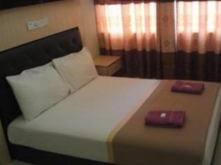 New Wave Vines Hotel Seri Kembangan Ngoại thất bức ảnh